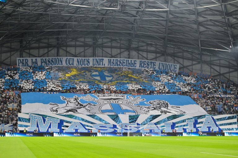 Angry Marseille fans slam American owner Frank McCourt at 'Le Classique' against PSG | iNFOnews.ca