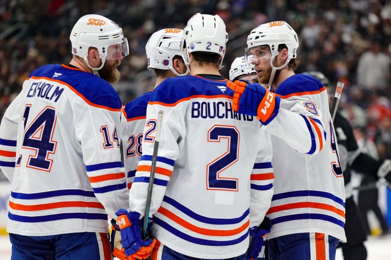 Oilers lean into their playoff maturity ahead of Game 1 against Ducks | iNFOnews.ca