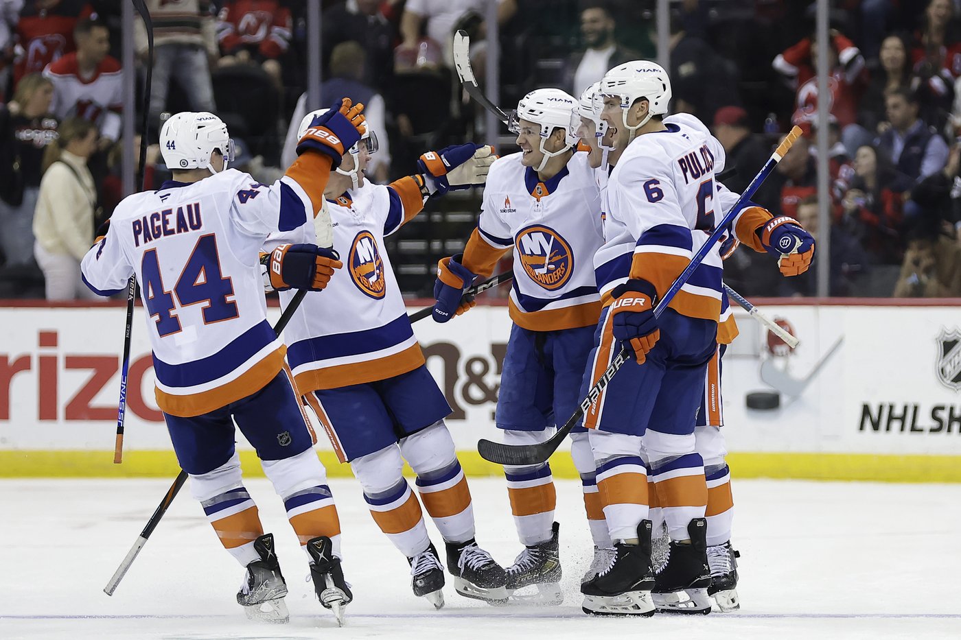 Horvat scores in overtime as Islanders beat Devils 4-3 | iNFOnews.ca
