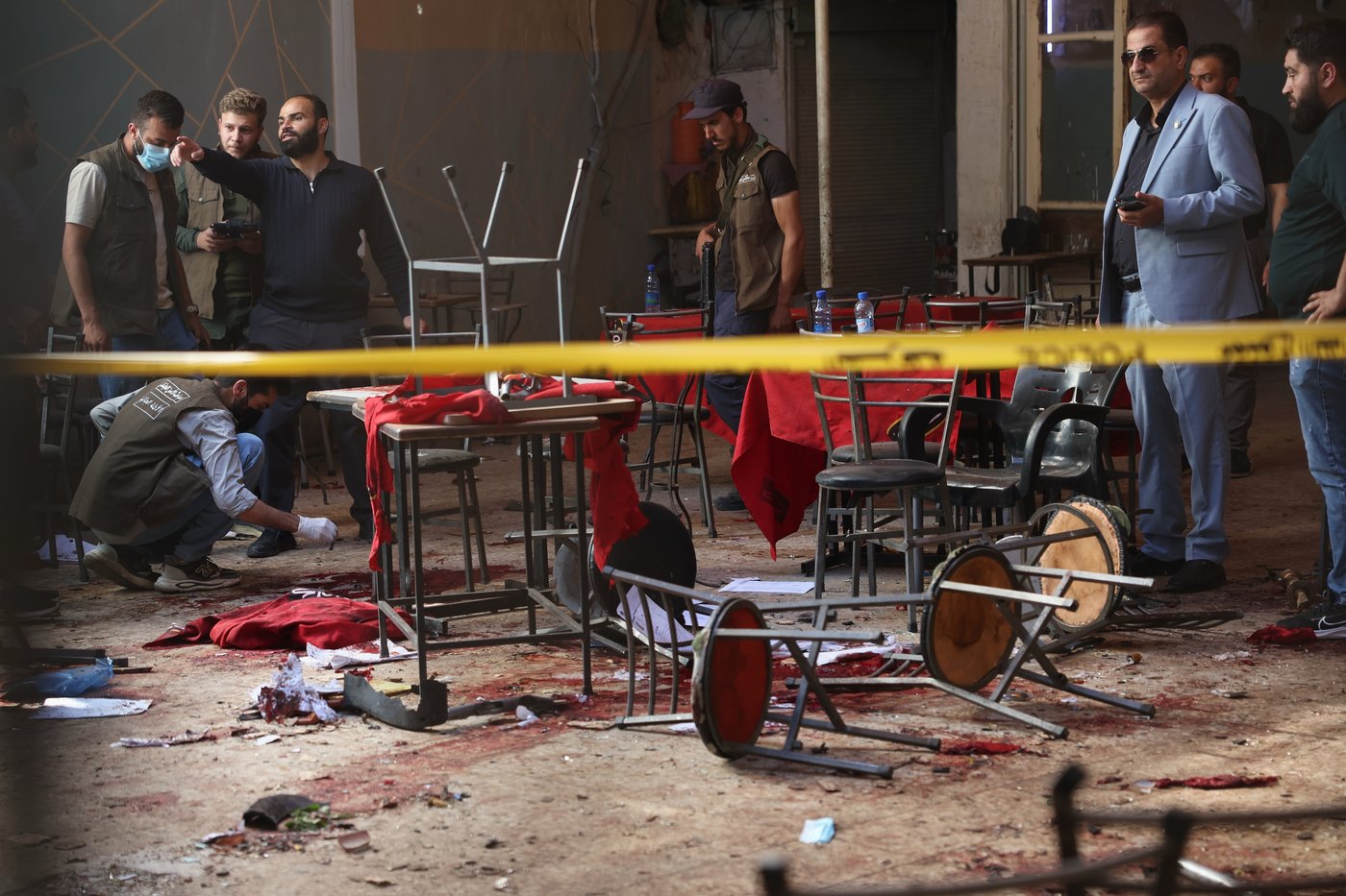 Explosive device goes off in cafe in Syria's capital, killing at least 9 people | iNFOnews.ca