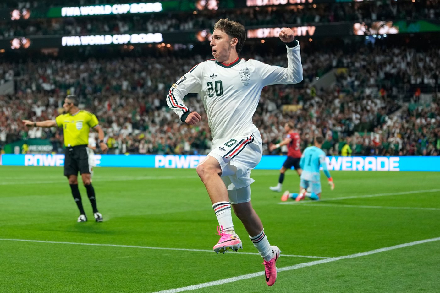 Must-win matches on Day 14 of the World Cup, in photos | iNFOnews.ca