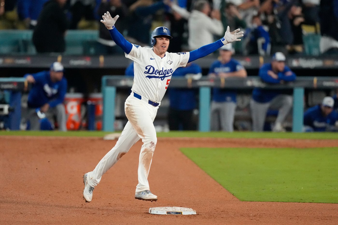 Dodgers produce 18-inning World Series sequel, `The Late, Late Sho' | iNFOnews.ca Dodgers produce 18-inning World Series sequel, `The Late, Late Sho' | iNFOnews.ca
