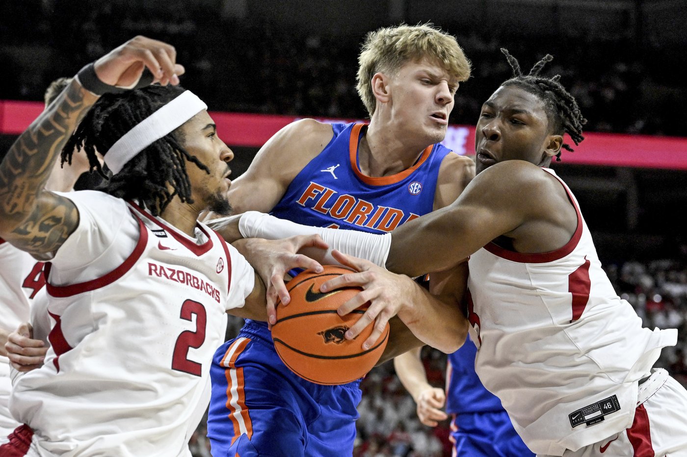 No. 8 Florida follows victory over top-ranked Tennessee with a 71-63 win over Arkansas | iNFOnews.ca No. 8 Florida follows victory over top-ranked Tennessee with a 71-63 win over Arkansas | iNFOnews.ca