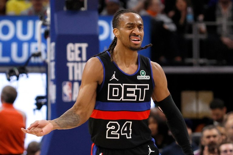 2-way player Daniss Jenkins scores 18 points as Pistons rout Knicks, 118-80 | iNFOnews.ca