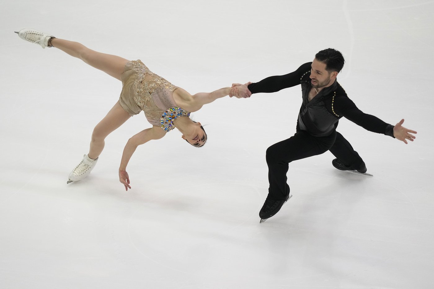 Stellato-Dudek, Deschamps lead Canadian contingent into Grand Prix final | iNFOnews.ca