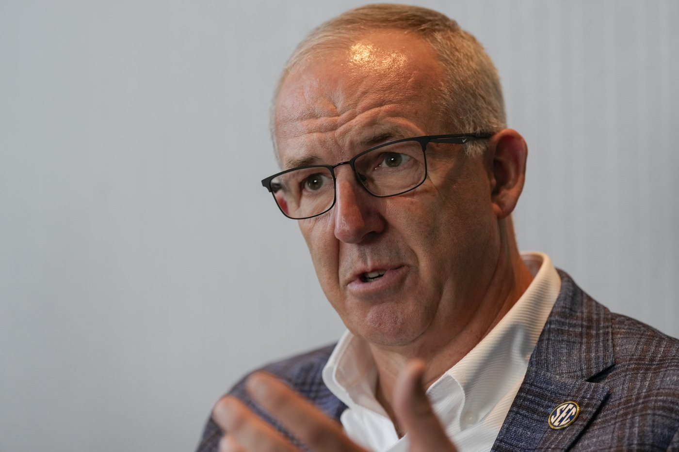 SEC, Big Ten say 12-team playoff rollout 'has to go incredibly well' before considering changes | iNFOnews.ca