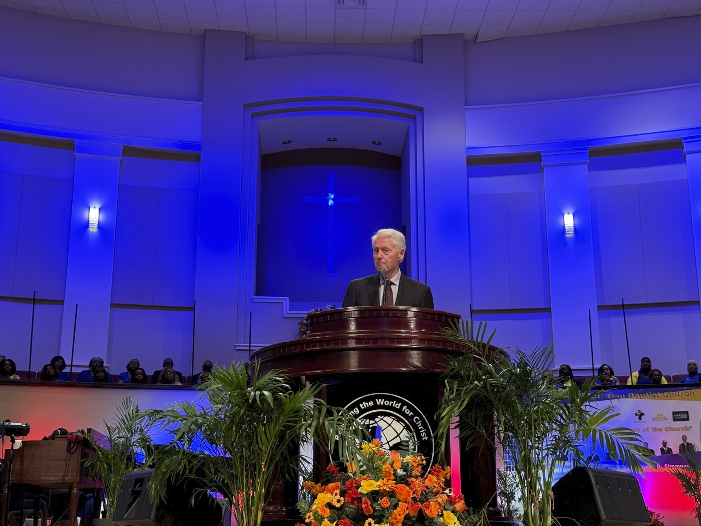 Former President Bill Clinton travels to Georgia to rally rural Black voters to the polls | iNFOnews.ca