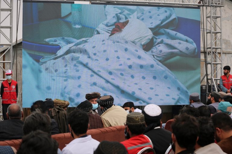 Afghans hold second mass funeral for victims of an airstrike that hit a Kabul drug treatment center | iNFOnews.ca