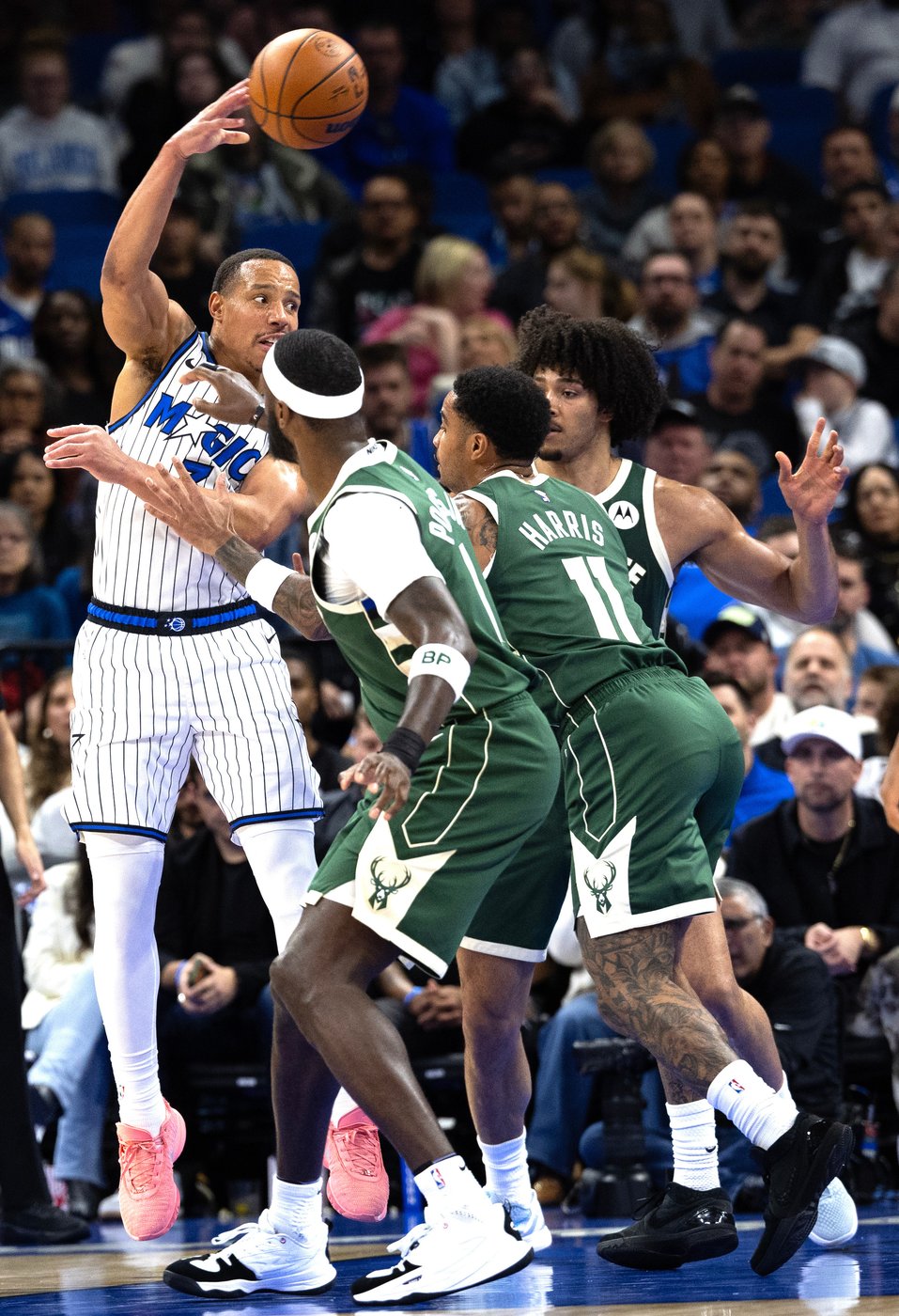 Thomas and Porter power the Bucks to a 116-108 win over the Magic | iNFOnews.ca Thomas and Porter power the Bucks to a 116-108 win over the Magic | iNFOnews.ca