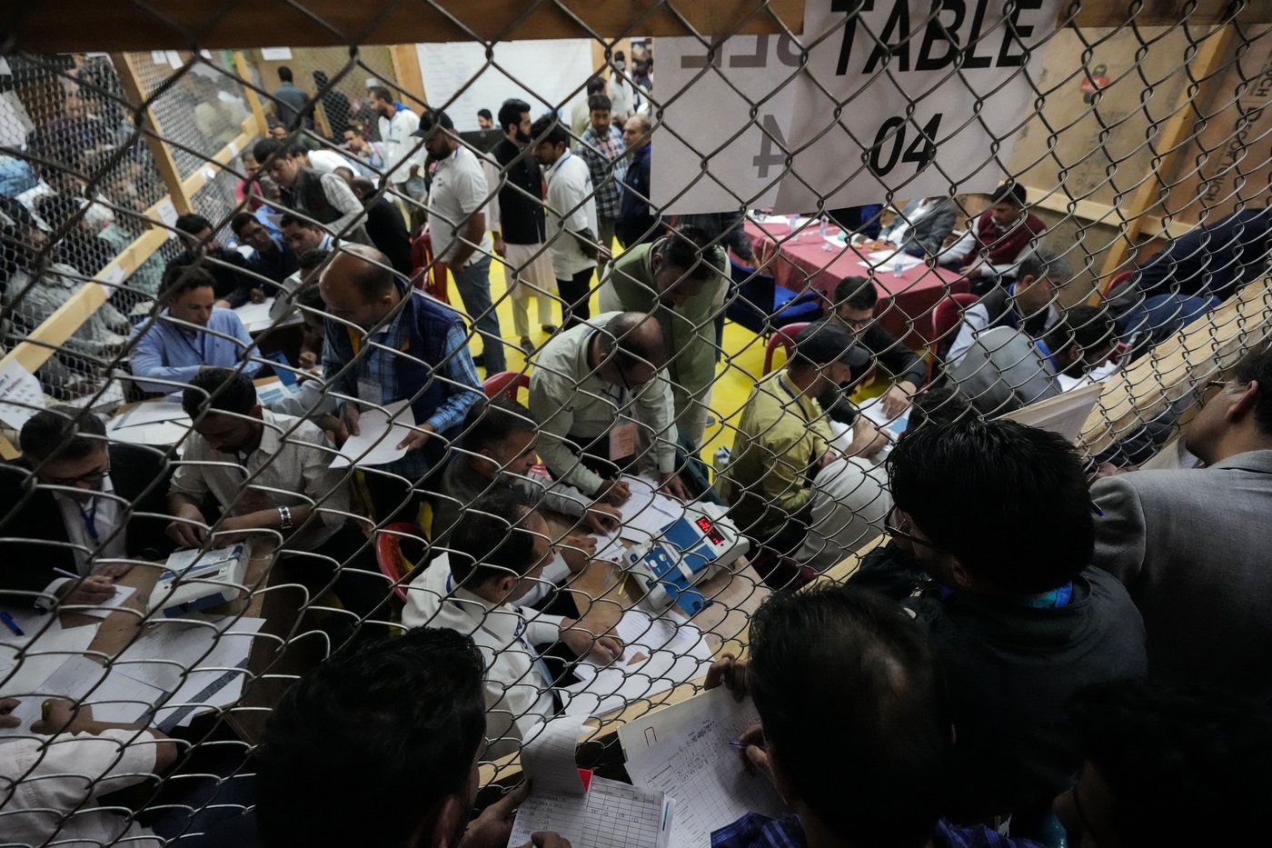 Votes are being counted in the election for a truncated government in Indian-controlled Kashmir | iNFOnews.ca Votes are being counted in the election for a truncated government in Indian-controlled Kashmir | iNFOnews.ca
