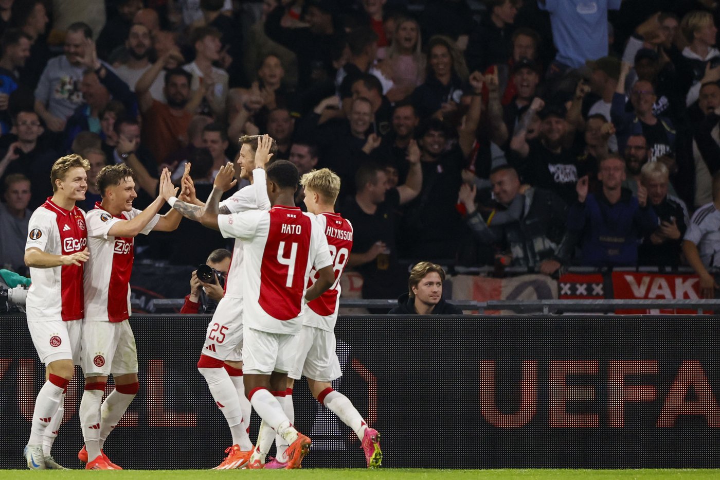 Tottenham overcomes early red card to post 3-0 win in revamped Europa League | iNFOnews.ca