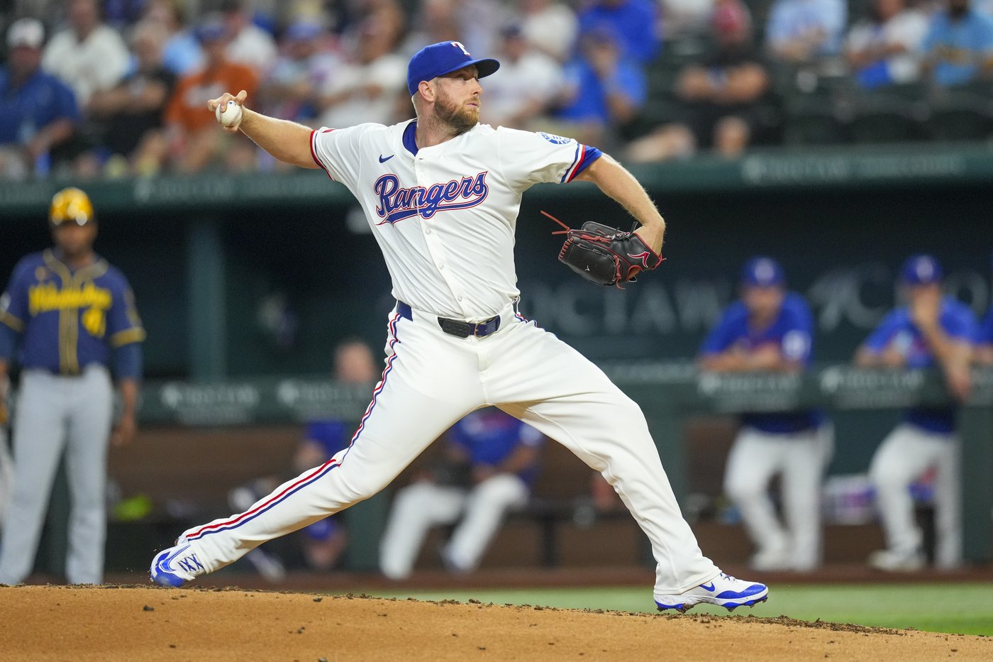 Double Burger for Texas as big 1B homers twice in 6-3 win for 3-game sweep of MLB-best Brewers | iNFOnews.ca Double Burger for Texas as big 1B homers twice in 6-3 win for 3-game sweep of MLB-best Brewers | iNFOnews.ca