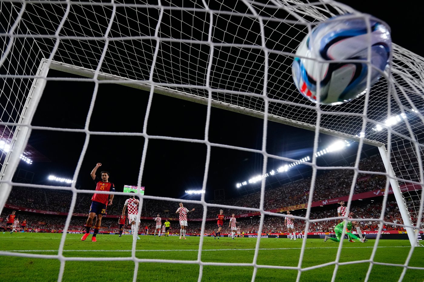 Nations League: Yamal helps Spain extend unbeaten run in homecoming game. Gordon, Kane lead England | iNFOnews.ca Nations League: Yamal helps Spain extend unbeaten run in homecoming game. Gordon, Kane lead England | iNFOnews.ca