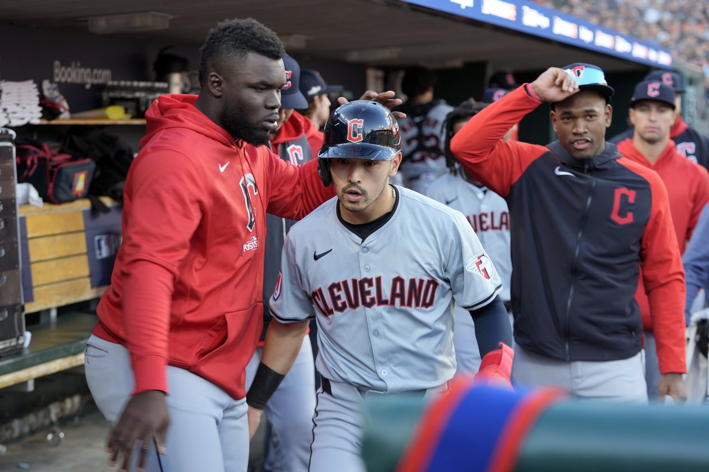 Guardians end 20-inning scoreless streak, Thomas hits RBI single in 1st inning of ALDS Game 4 | iNFOnews.ca