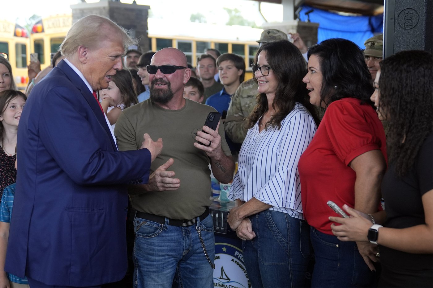 Harris and Trump say America tanks if they lose. So why the exuberance at their rallies? | iNFOnews.ca