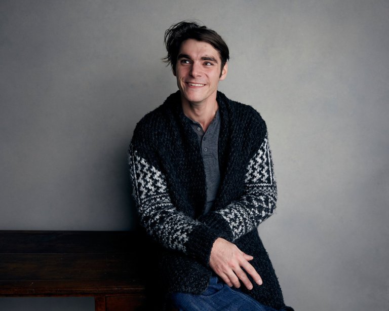 RJ Mitte, 'Breaking Bad' actor and disability rights champion, dies at 34 | iNFOnews.ca