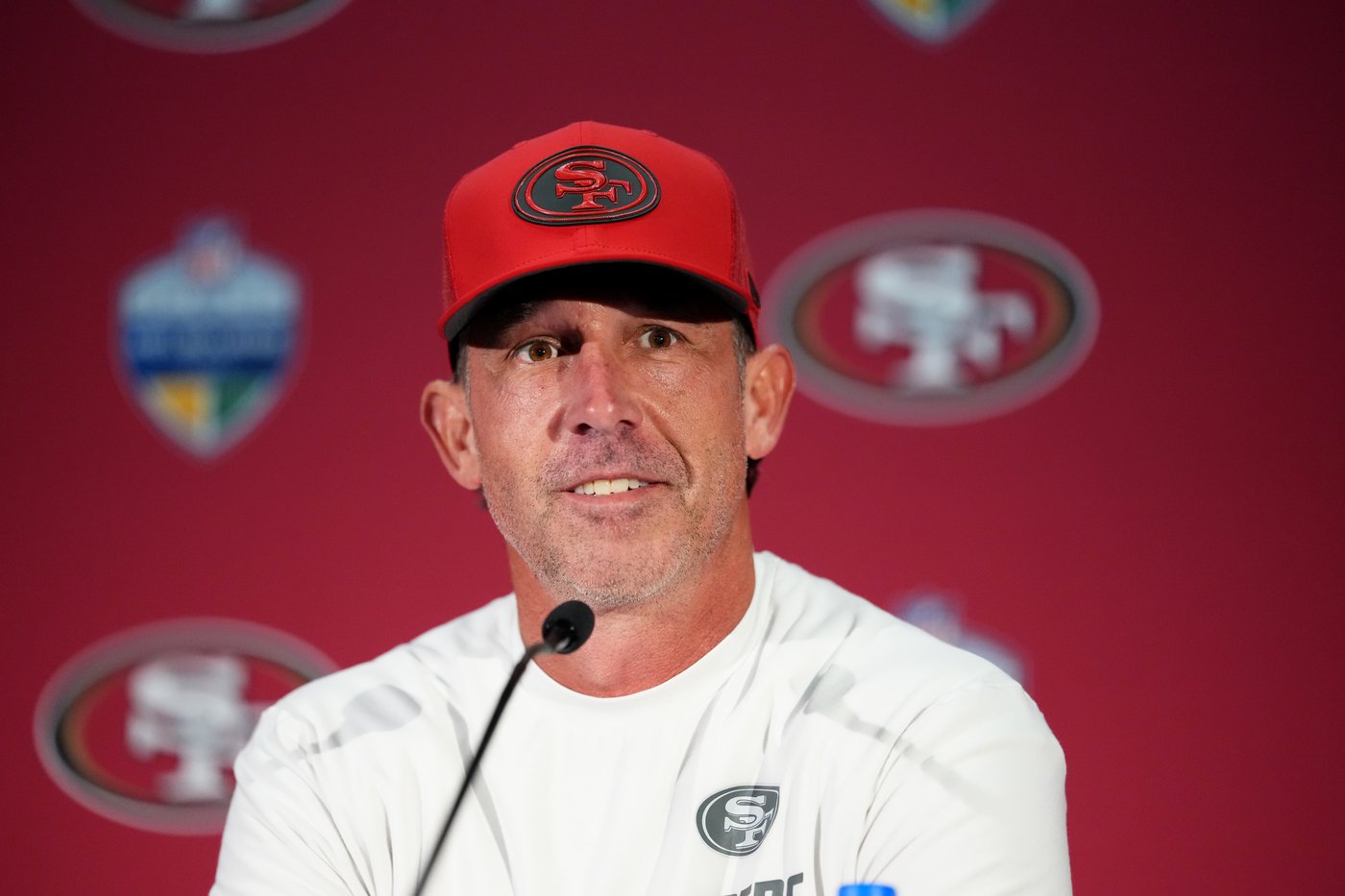 49ers coach Kyle Shanahan signed a contract extension this offseason, AP source says | iNFOnews.ca