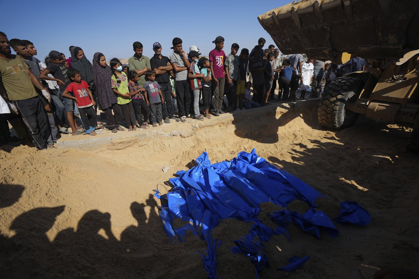 At least 11 killed in Israeli strike that hit a school in northern Gaza | iNFOnews.ca At least 11 killed in Israeli strike that hit a school in northern Gaza | iNFOnews.ca