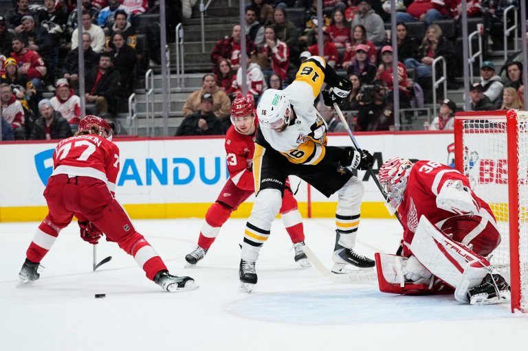 NHL roundup: Bryan Rust, Yegor Chinakhov lead streaking Penguins past Red Wings 4-1 | iNFOnews.ca