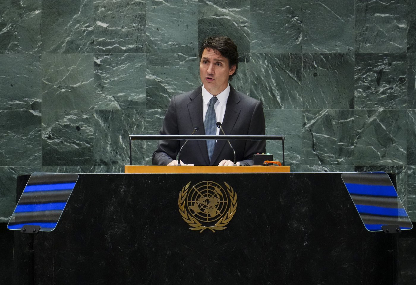 Trudeau meets with Haiti's acting prime minister, calls for humanitarian help | iNFOnews.ca