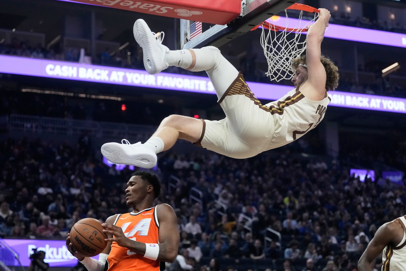 Kawhi Leonard scores 23 points and Clippers rally from 17-point deficit to beat Warriors 114-101 | iNFOnews.ca Kawhi Leonard scores 23 points and Clippers rally from 17-point deficit to beat Warriors 114-101 | iNFOnews.ca