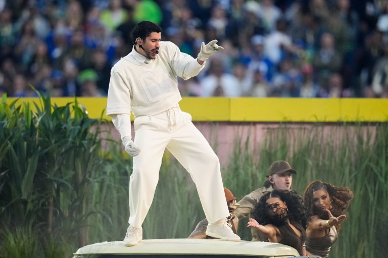 Bad Bunny offered to pay for Puerto Rican star Carlos Correa's WBC insurance | iNFOnews.ca