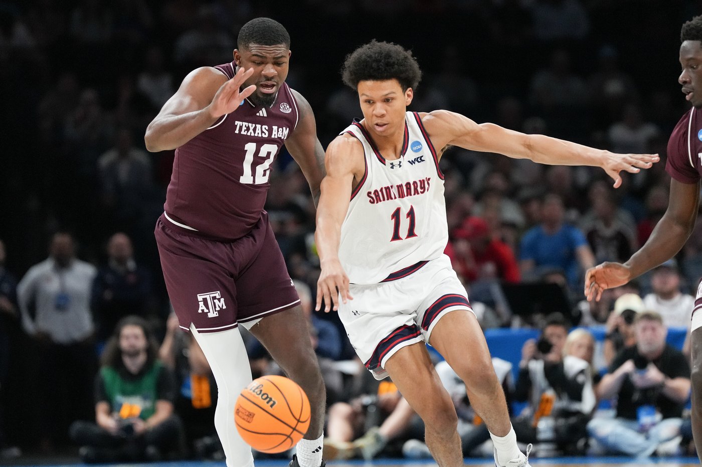 Rashaun Agee scores 22 points, leads No. 10 seed Texas A&M past No. 7 seed Saint Mary's 63-50 | iNFOnews.ca Rashaun Agee scores 22 points, leads No. 10 seed Texas A&M past No. 7 seed Saint Mary's 63-50 | iNFOnews.ca