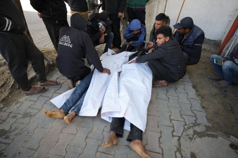 Israeli strike kills 2 Palestinians in Gaza, health officials say, the latest deaths as truce stalls | iNFOnews.ca