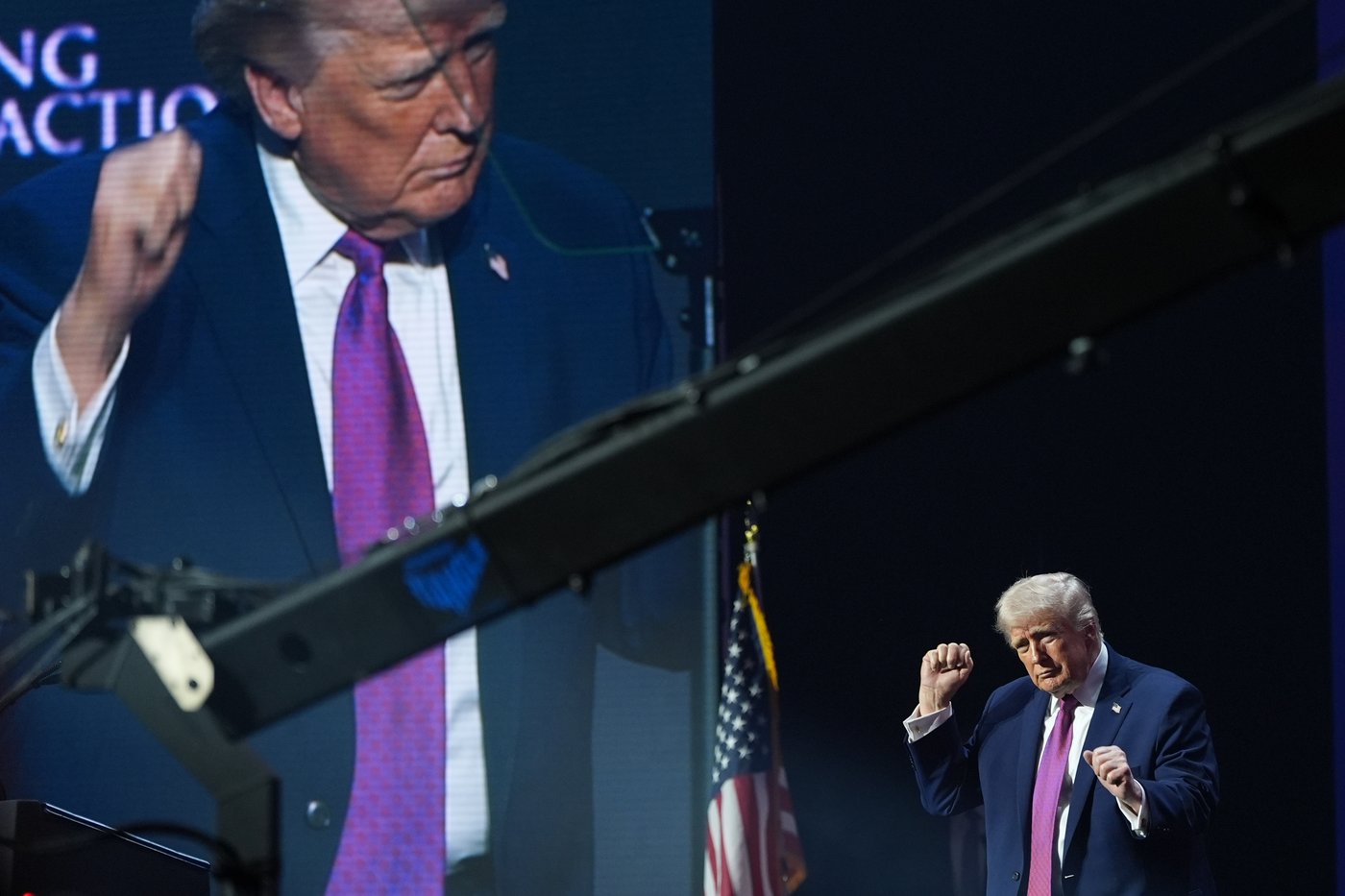 Photos show the 'Build the Red Wall' rally in Arizona, headlined by Trump | iNFOnews.ca