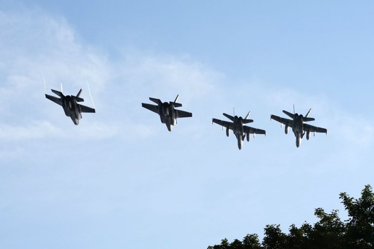 Canadian, American air forces conduct joint flypast in Ottawa for Fourth of July | iNFOnews.ca