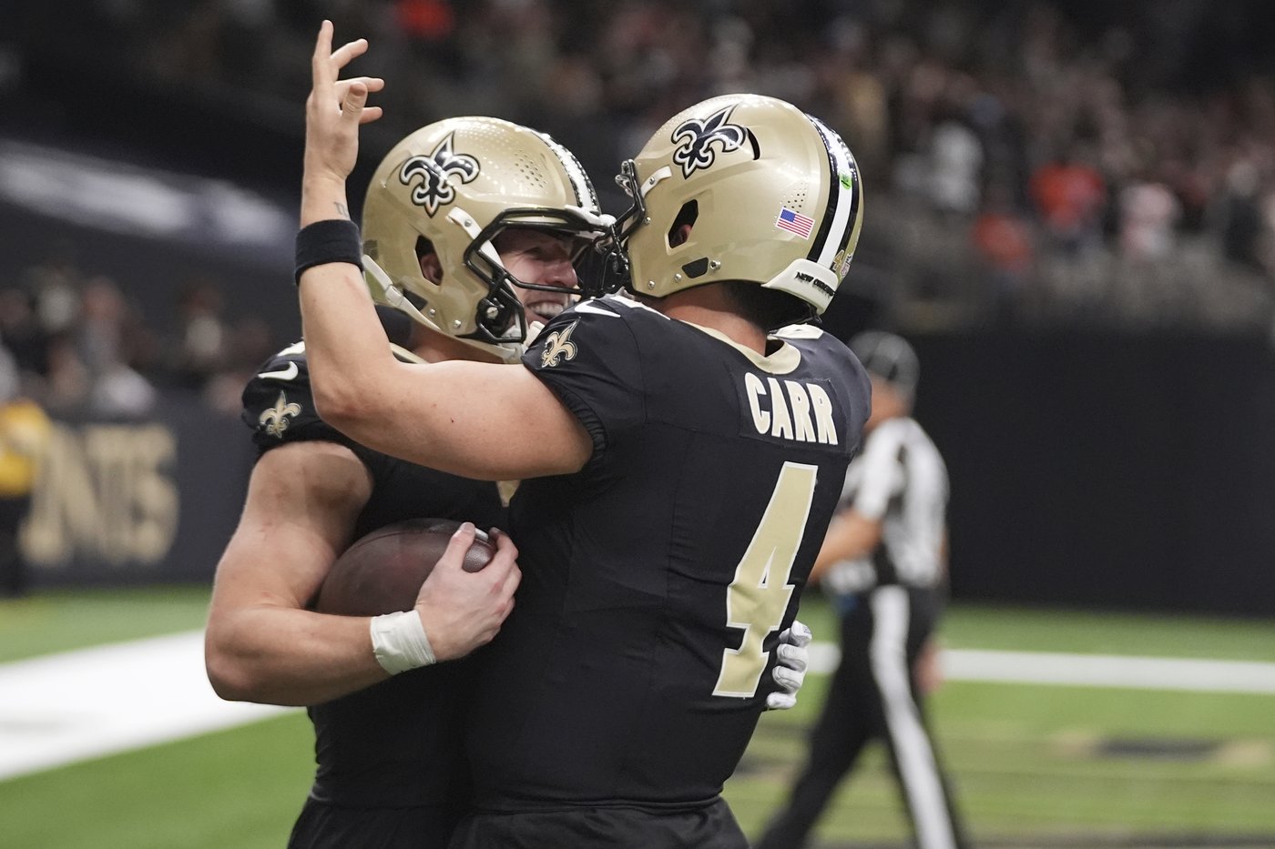 Taysom Hill runs for 3 TDs as the Saints top Jameis Winston and the struggling Browns 35-14 | iNFOnews.ca