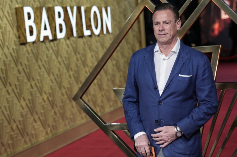Film financier Jason Cloth indicted in alleged $100M Ponzi scheme tied to movie funding | iNFOnews.ca