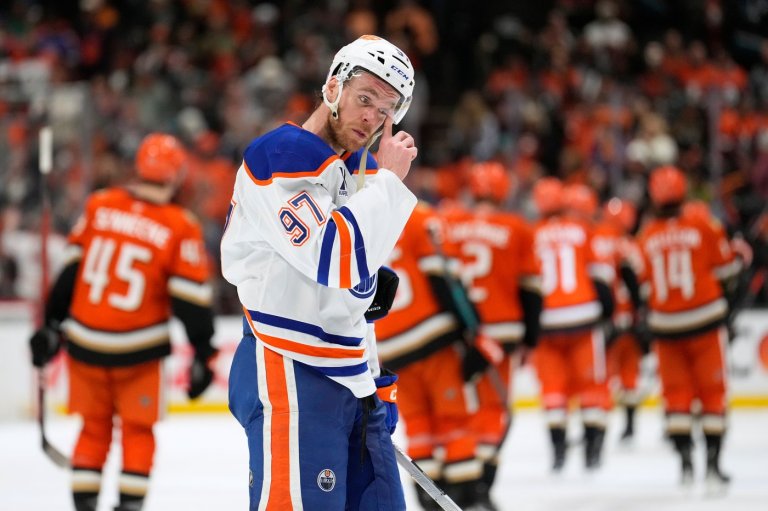 Done in by deficient defence, Edmonton Oilers ousted early from NHL playoffs | iNFOnews.ca