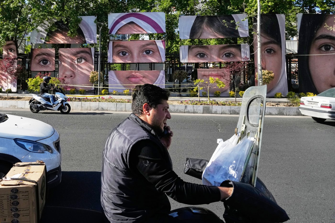 Photos of life inside Iran after U.S. ceasefire proposal falters | iNFOnews.ca