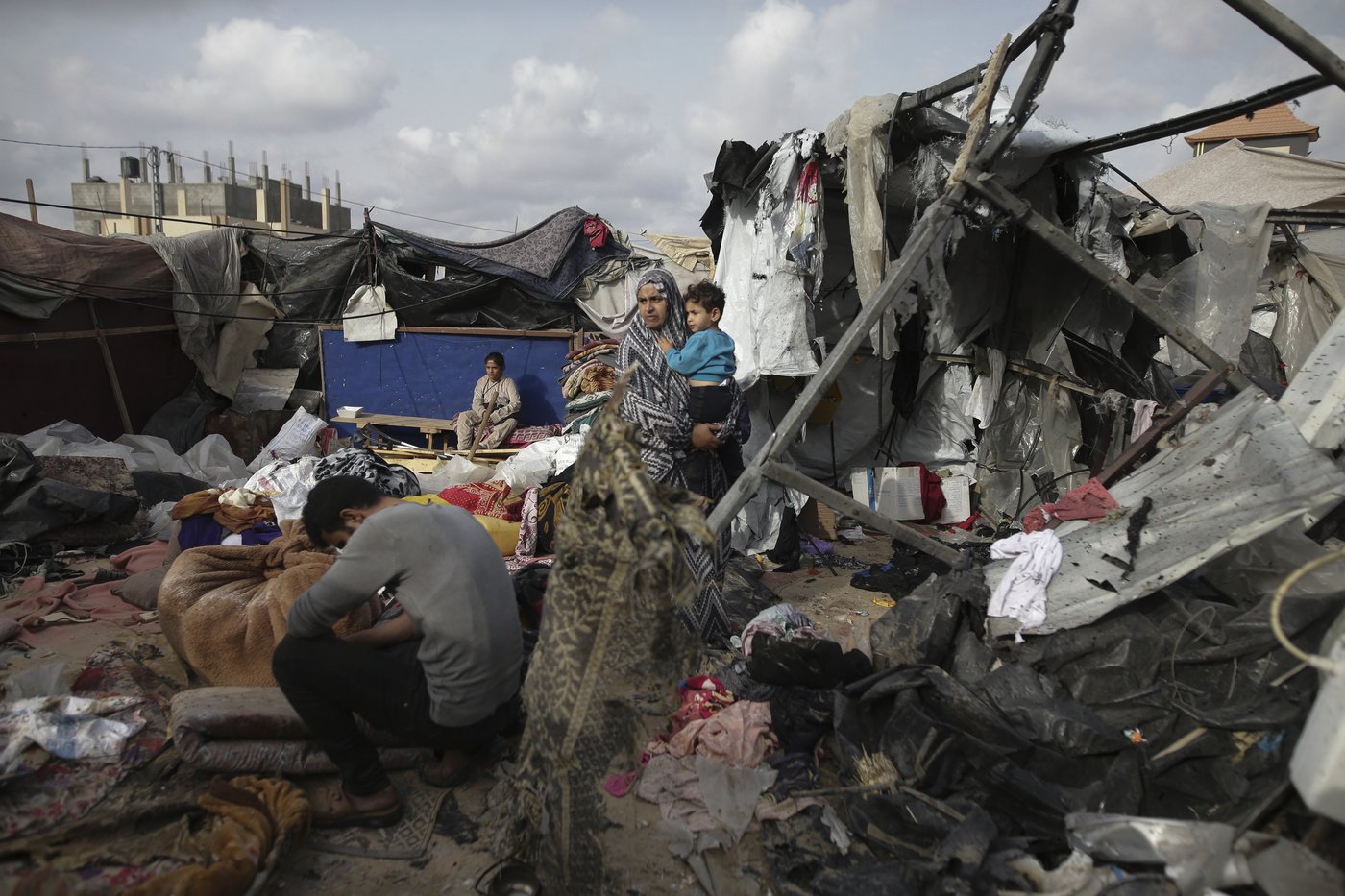 A displaced family's year of fleeing across the devastated Gaza Strip | iNFOnews.ca