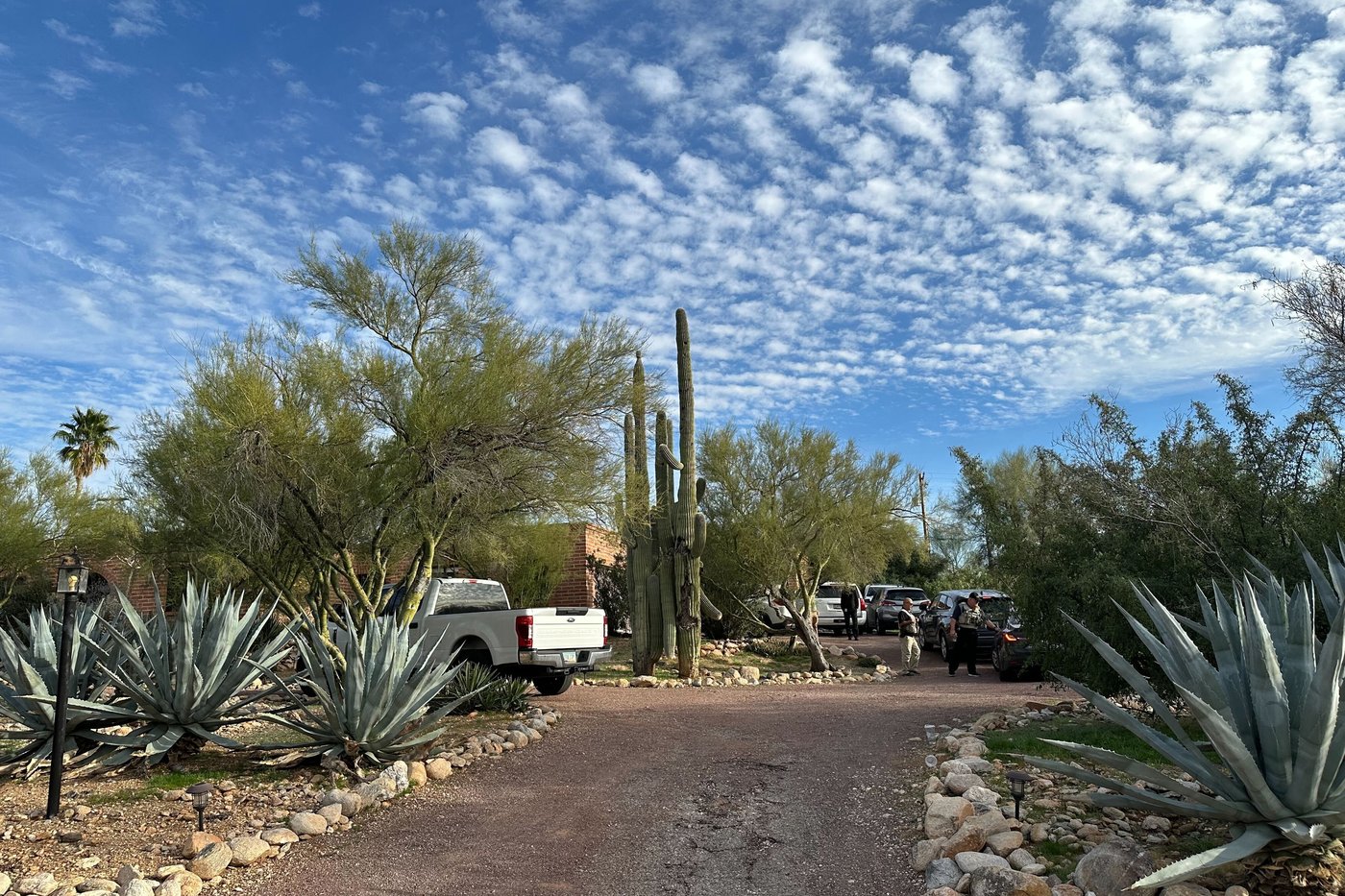 Signs of forced entry found at Arizona home of 'Today' show host Savannah Guthrie's mother | iNFOnews.ca Signs of forced entry found at Arizona home of 'Today' show host Savannah Guthrie's mother | iNFOnews.ca