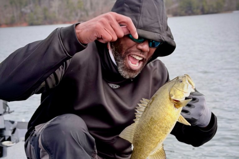 Randy Moss is cancer-free and angling for the next big catch in pursuit of his bass fishing passion | iNFOnews.ca