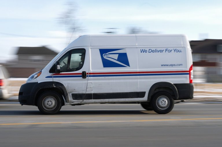 Frustrated by missing mail, one American took the Postal Service to court | iNFOnews.ca