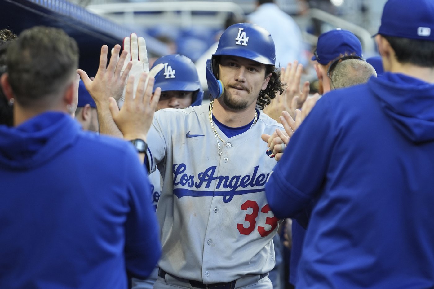 Teoscar Hernández returns to Dodgers after IL stint and James Outman goes back to minors | iNFOnews.ca