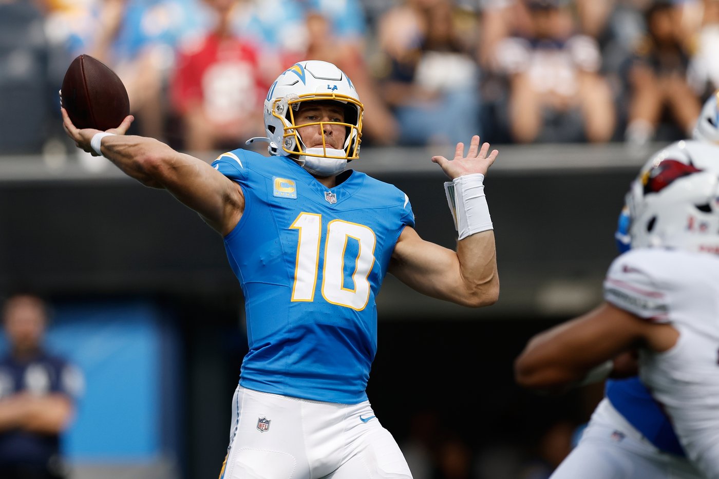 Cardinals beat Chargers 26-14 as Mike LaFleur wins his head coaching debut | iNFOnews.ca Cardinals beat Chargers 26-14 as Mike LaFleur wins his head coaching debut | iNFOnews.ca