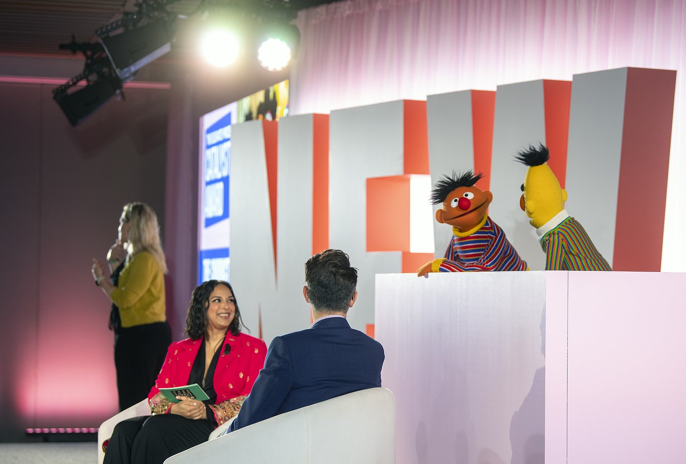 Sesame Workshop receives Elevate Prize Catalyst Award as it charts a new path for 'Sesame Street' | iNFOnews.ca