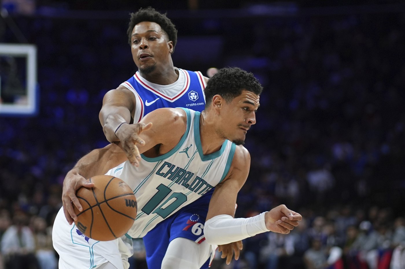 Jared McCain and Guerschon Yabusele lead the 76ers to 107-105 OT win over the Hornets | iNFOnews.ca