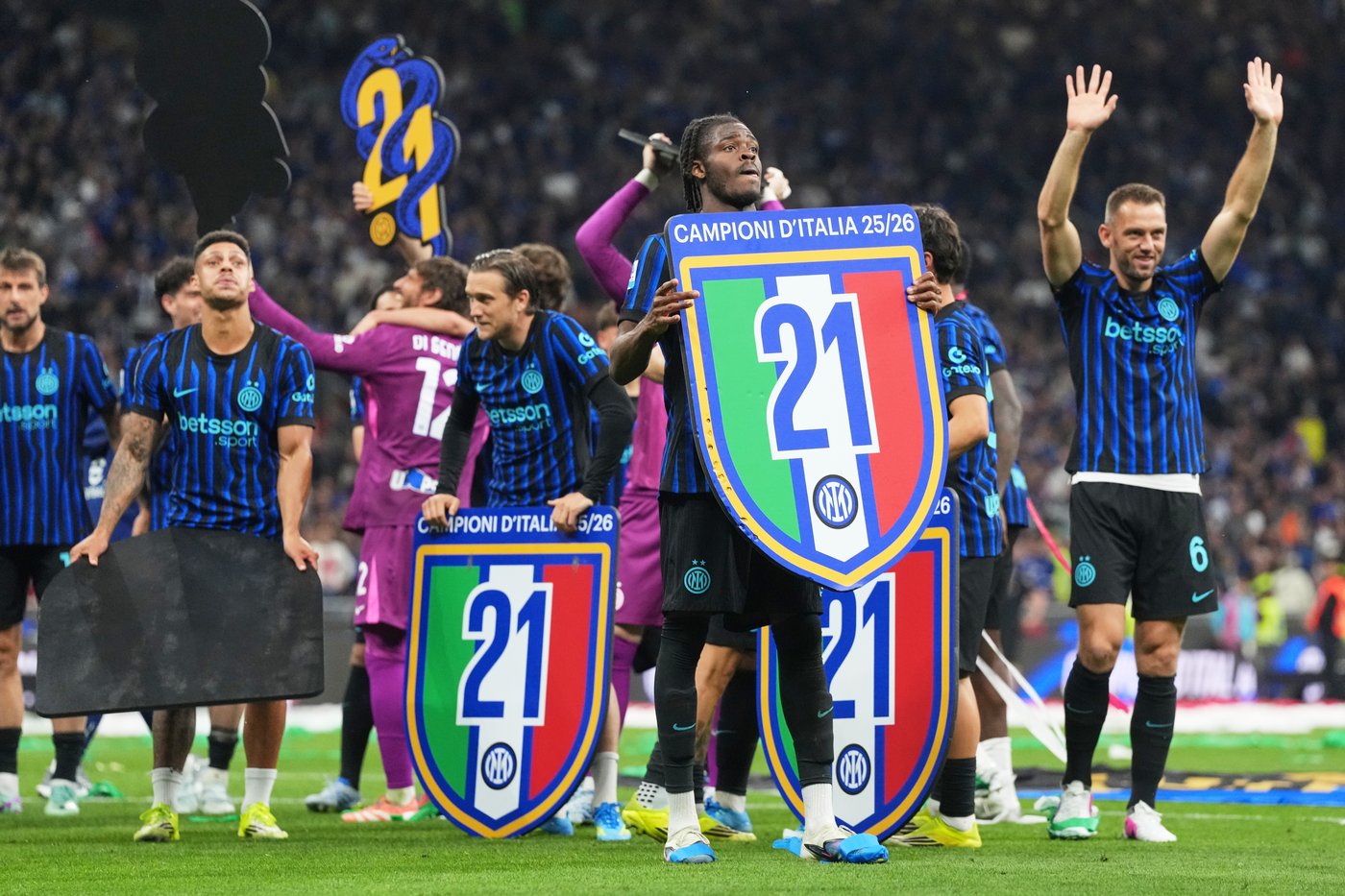 Thuram's goal and Lautaro's assist lead Inter to the Serie A title and a long-awaited San Siro party | iNFOnews.ca Thuram's goal and Lautaro's assist lead Inter to the Serie A title and a long-awaited San Siro party | iNFOnews.ca