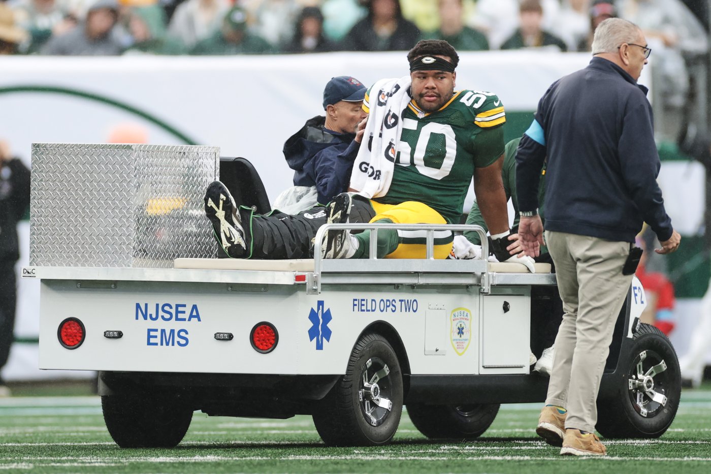 Packers’ Jayden Reed has movement in extremities after neck injury, but being hospitalized overnight | iNFOnews.ca