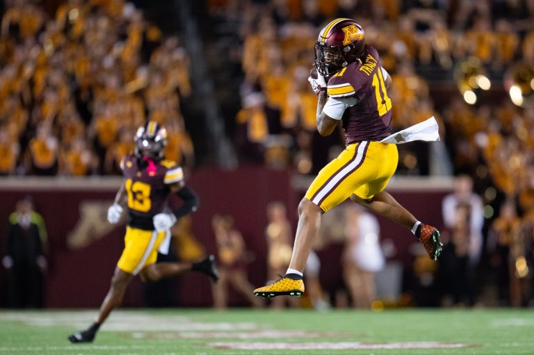 Javon Tracy sets the Minnesota program record with two punt return touchdowns against E. Illinois | iNFOnews.ca