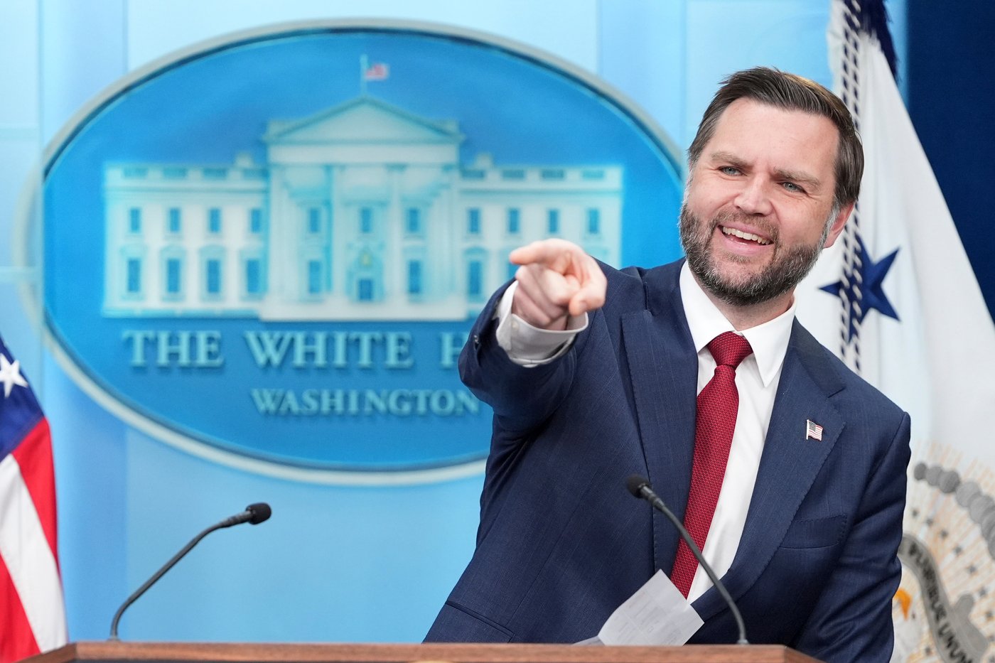 Trump calls Iran conflict 'small potatoes' and defends Vance's position that it's not a 'war' | iNFOnews.ca