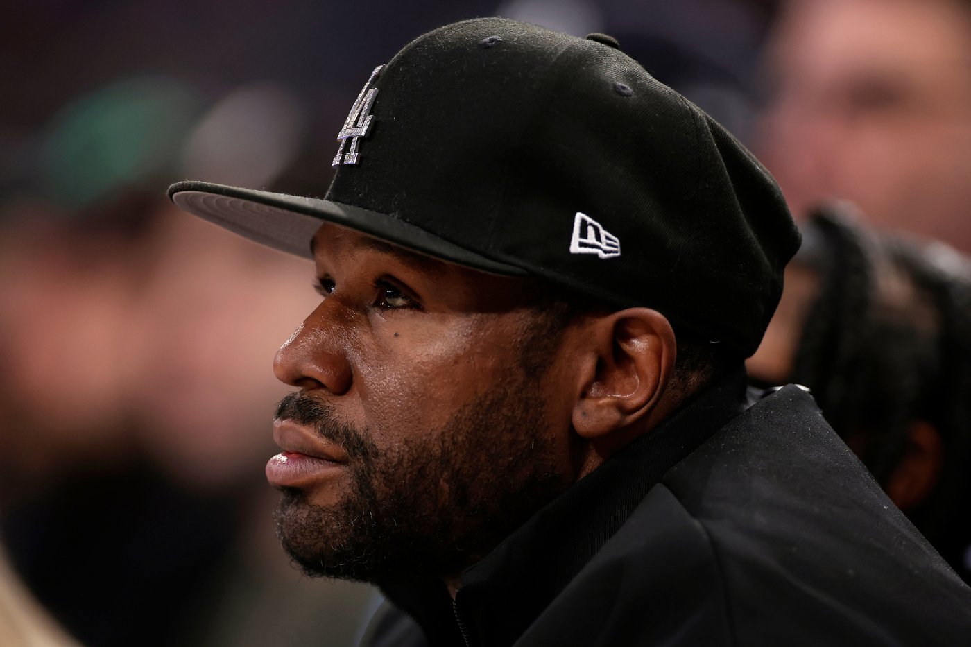Floyd Mayweather faces felony charges in Las Vegas | iNFOnews.ca