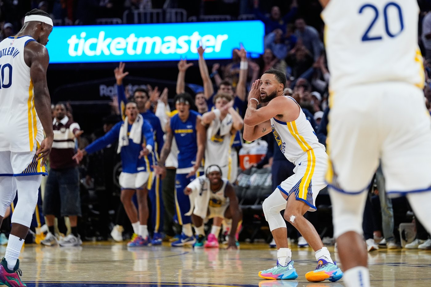 Stephen Curry's heroics overshadow Aaron Gordon's 50-point night in Warriors' OT win | iNFOnews.ca