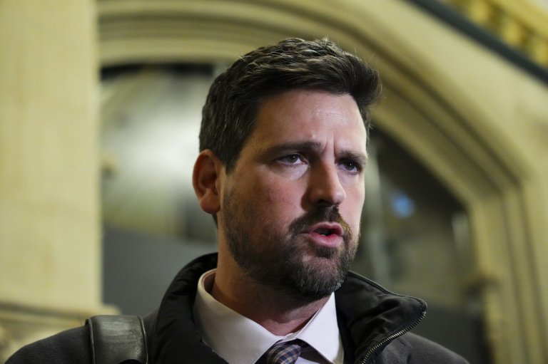 Fraser dismisses using notwithstanding clause to overturn ruling on child pornography | iNFOnews.ca