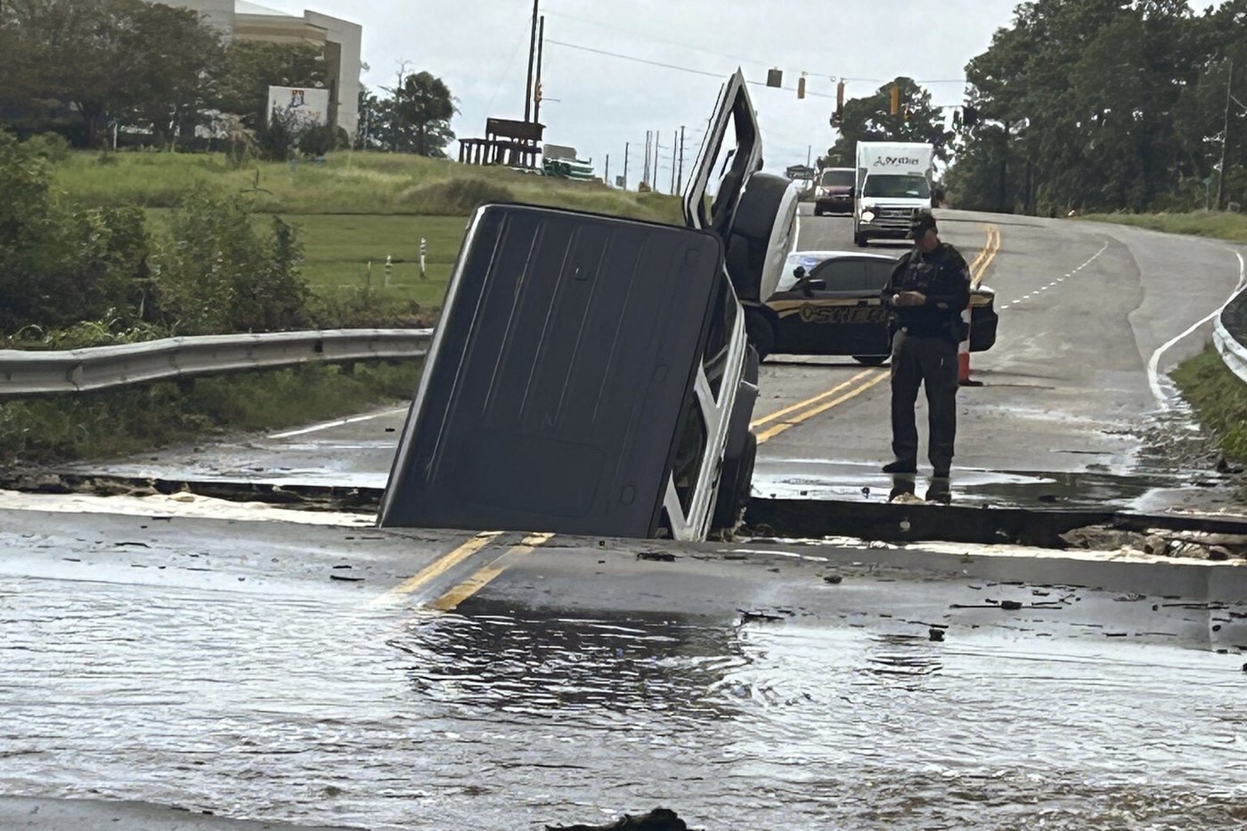 What to know about sinkholes after a Pennsylvania woman may have disappeared into one | iNFOnews.ca